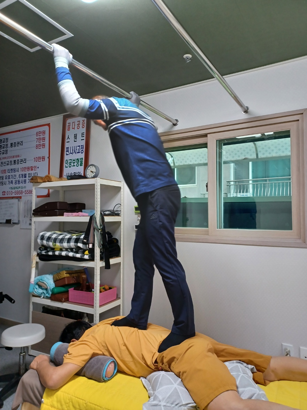 3555377811_V7uXI2yp_5885f5bdbc65b130e03a7d6ba4780656c70d136a.jpg 이미지크게보기